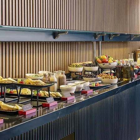 Radisson Red Point Bornova *